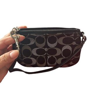 COACH Black Brown Gray
Metallic Silver Signature Small
Wristlet Pouch